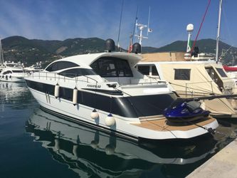 63' Pershing 2006 Yacht For Sale